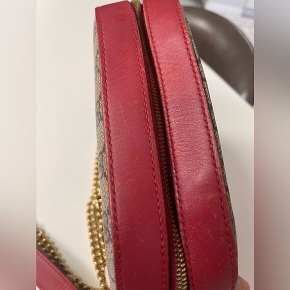 GUCCI GG Supreme Monogram Kingsnake Heart Embroidered Mini Chain Shoulder Bag. - Picture 10 of 10